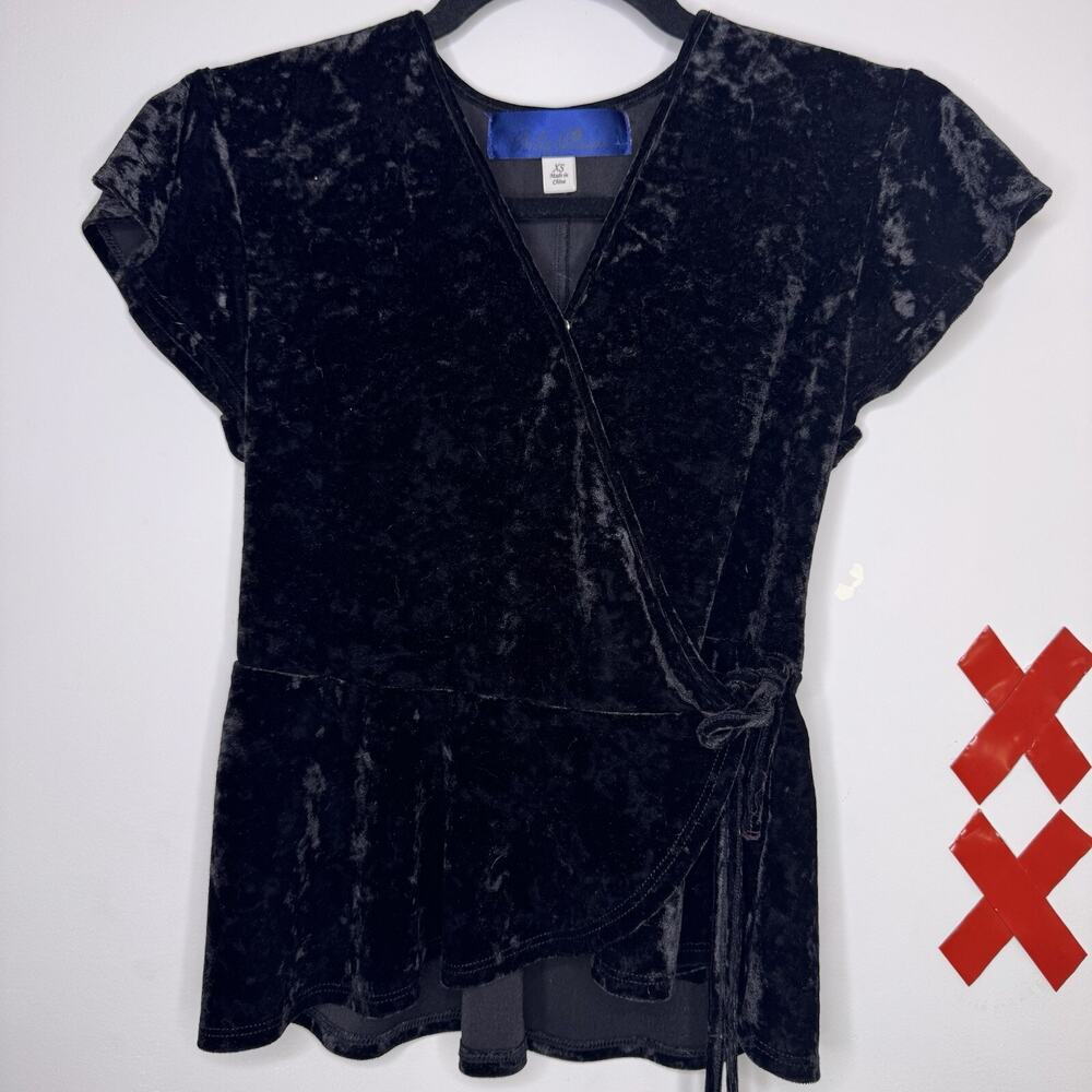 Vintage Y2K Black Crushed Velvet Wrap Top Fitted Cap Sleeve Dark Feminine XS